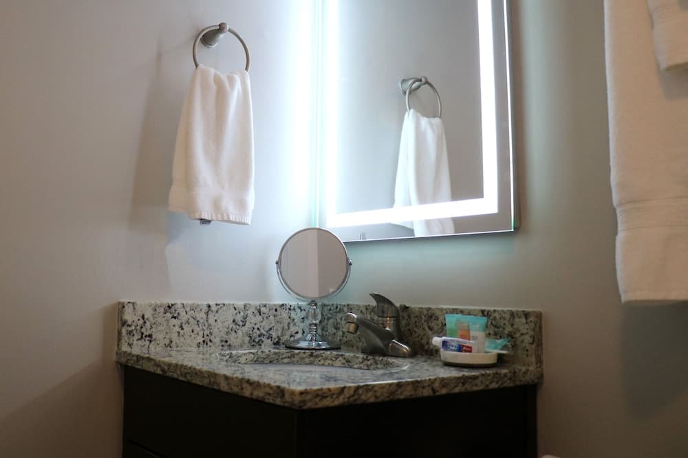 Photograph supplied for Preferred Two Bedroom Suite