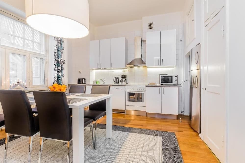 Photograph supplied for Go Happy Home Apartment Mikonkatu 18 2