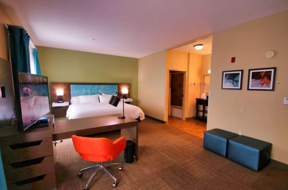 Photograph supplied for Hampton Inn & Suites Jacksonville - Beach Blvd/Mayo Clinic