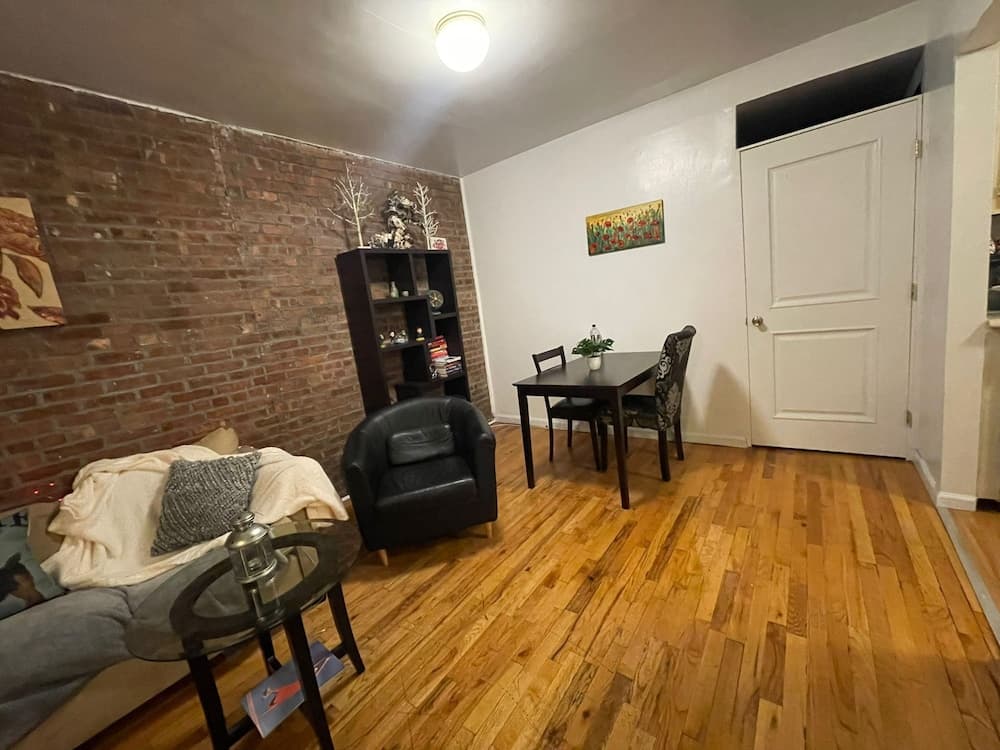 Photograph supplied for Heart of New York Suites