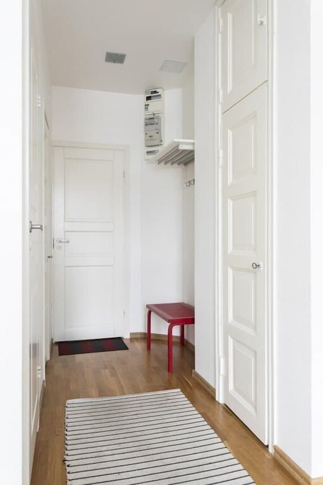 Photograph supplied for 2ndhomes Bright Top Floor Studio in Fredrikinkatu