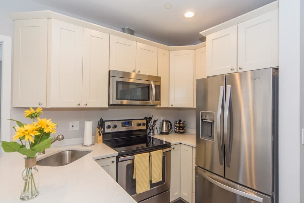 Photograph supplied for BOS004 2 Bedroom Apartment By Senstay