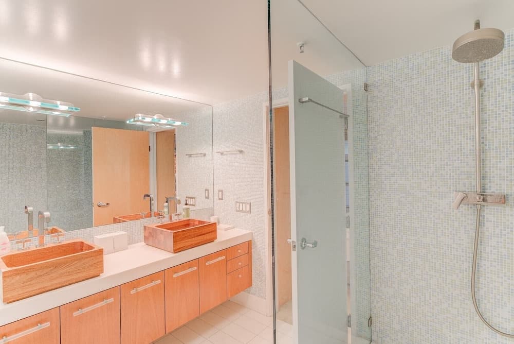 Photograph supplied for Spacious Luxury Historic Loft In Downtown Sf 2 Bedroom Condo by RedAwning