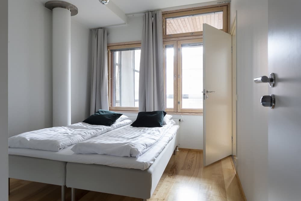 Photograph supplied for 2ndhomes Deluxe Apt w Sauna & Balcony