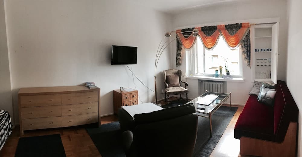 Photograph supplied for Apartment Sunshine