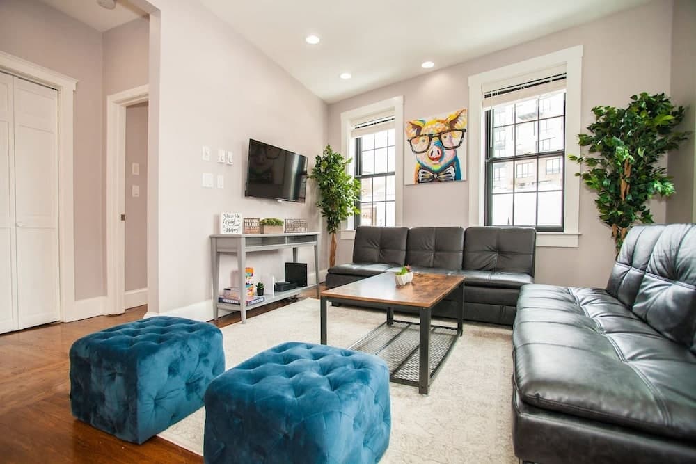 Photograph supplied for Boston Back Bay Brand New Condo Sleeps 8