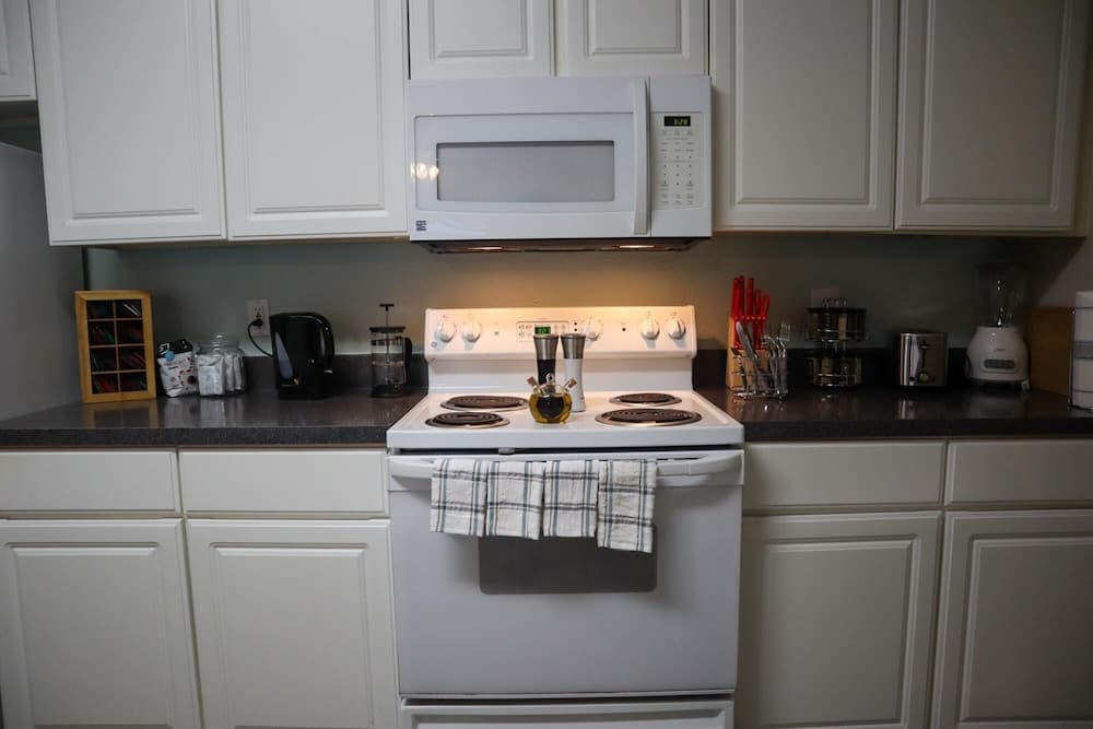 Photograph supplied for Upgraded 3 bed apt Close to Beaches and Mayo Clinic
