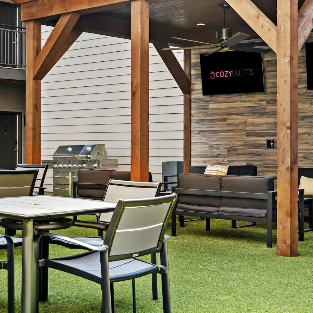 Photograph supplied for Cozysuites Musicrow Astonishing Studio Free Parking 37