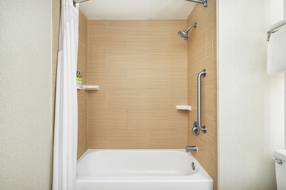 Photograph supplied for Holiday Inn Express & Suites Jacksonville SE- Med Ctr Area by IHG