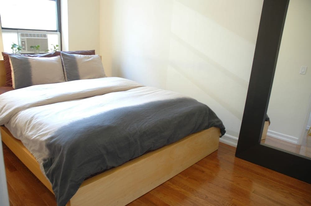 Photograph supplied for Midtown East 1 Bedroom DR08