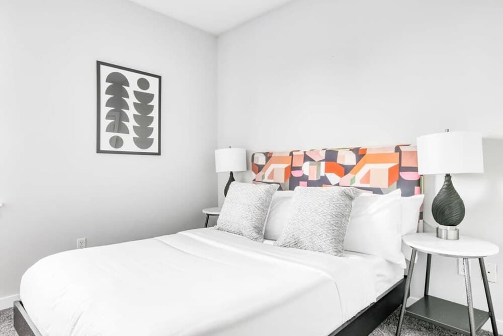 Photograph supplied for Cozysuites Music Row Charming 1BR Free Parking 04