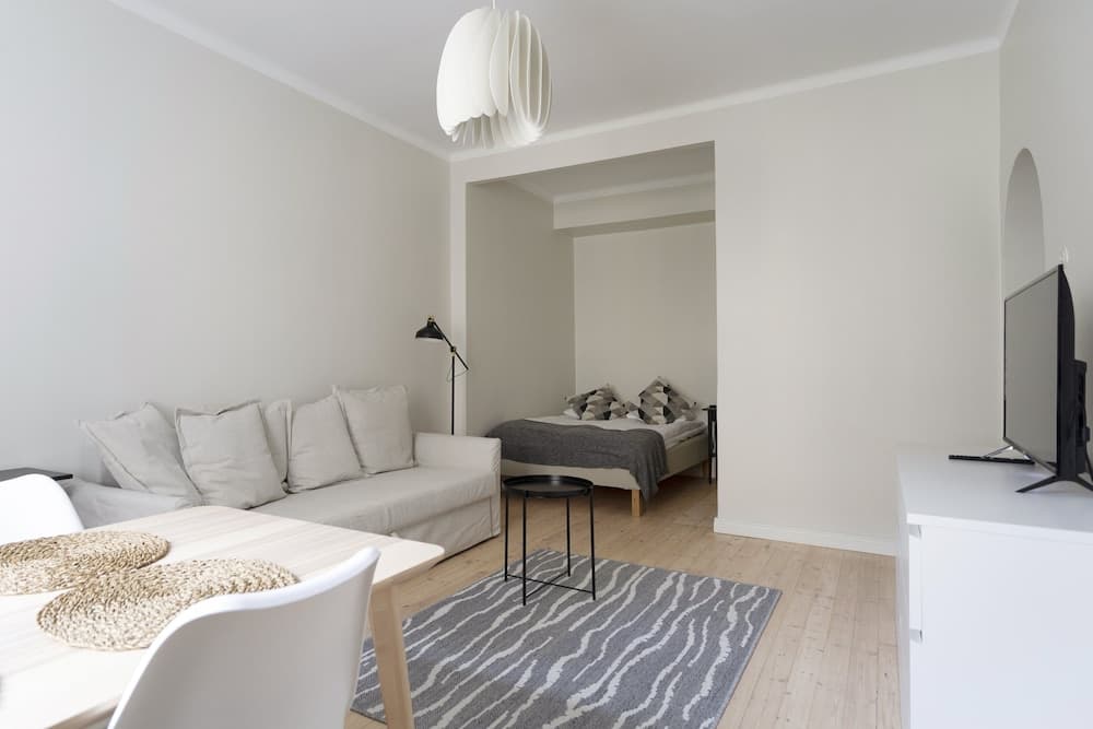 Photograph supplied for Cozy 1BR apartment with great location