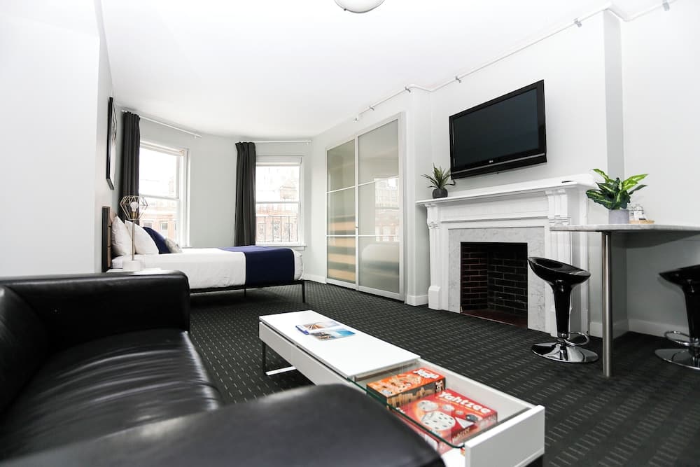 Photograph supplied for Maverick Suites at 245 Newbury St