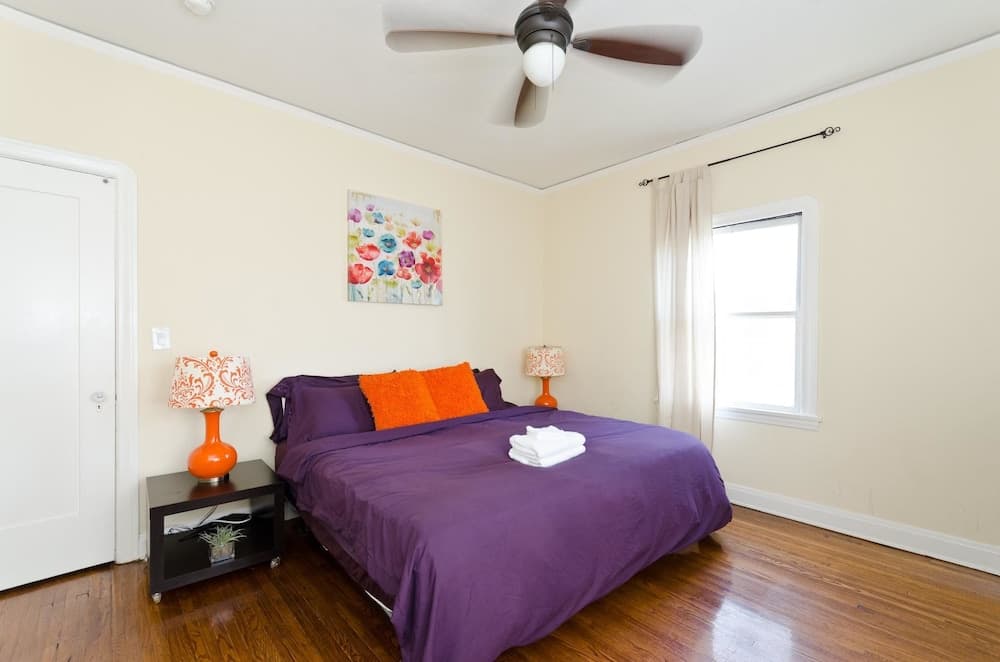Photograph supplied for LA155 2 Bedroom Apartment By Senstay
