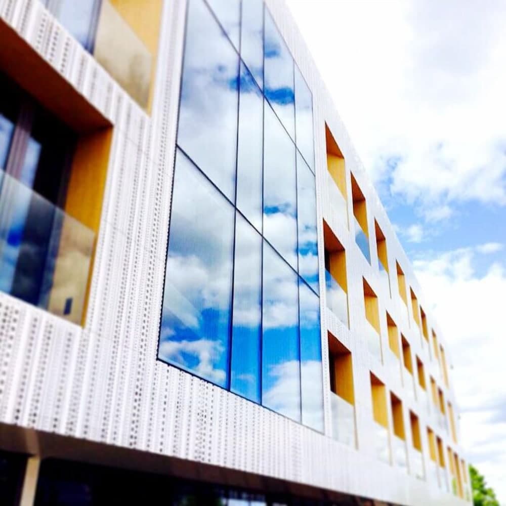 Photograph supplied for Hotel von Kraemer
