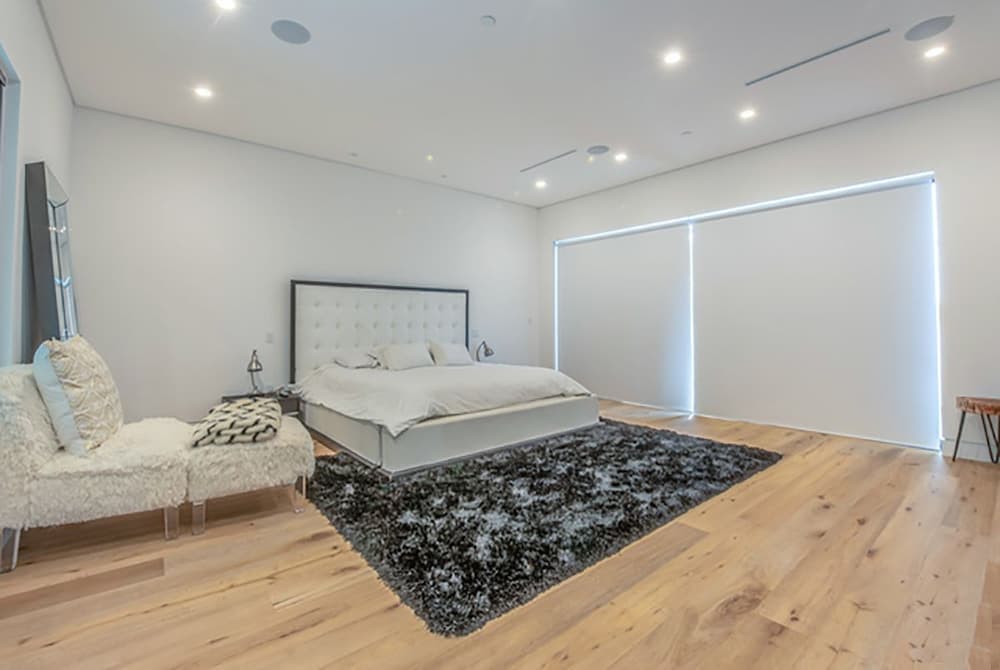 Photograph supplied for Laurel Modern Villa