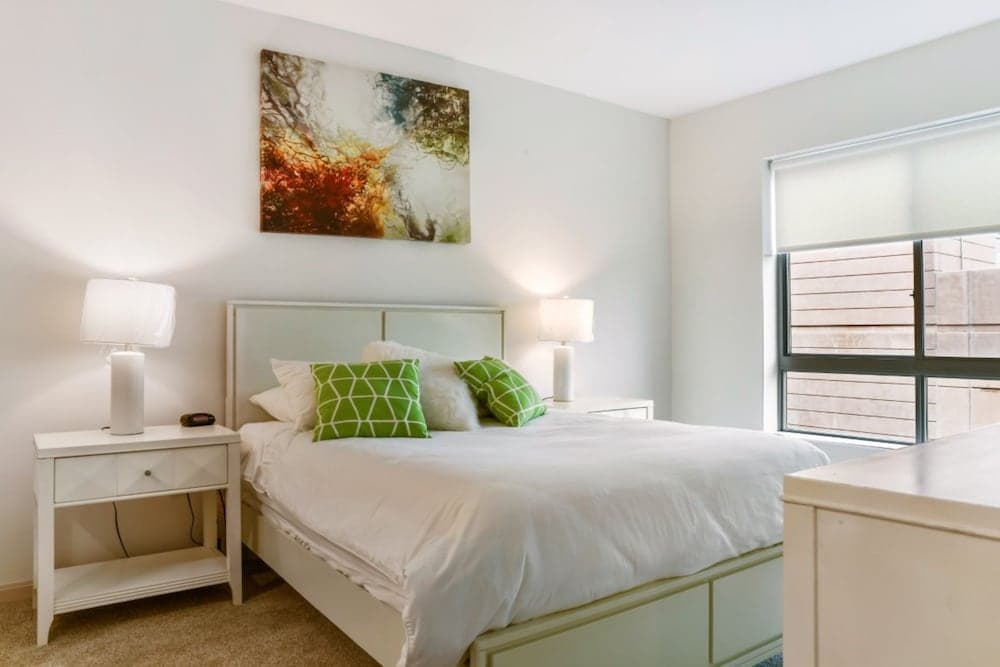 Photograph supplied for Bluebird Suites near Cleveland Clinic