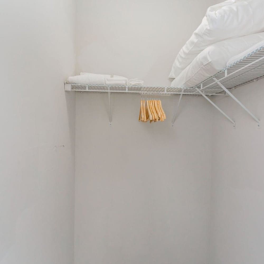 Photograph supplied for Cozysuites Music Row Spacious 2BR Free Parking 25