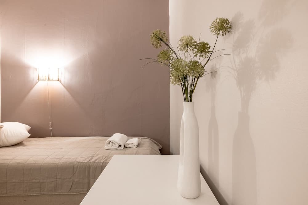 Photograph supplied for 2ndhomes Bright & Spacious 5BR Apartment