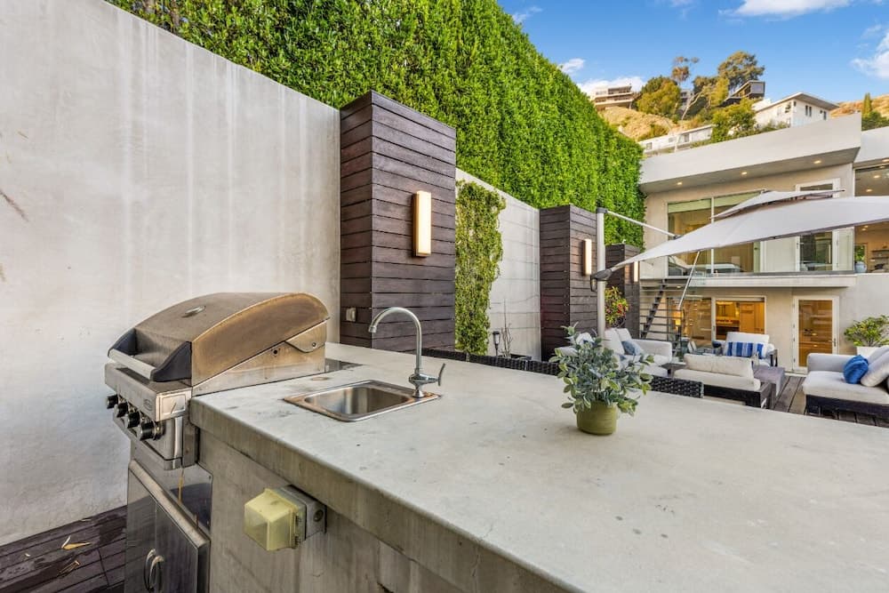 Photograph supplied for Sunset Heights - Elegant Modern Villa With Beautiful Views in the Hills