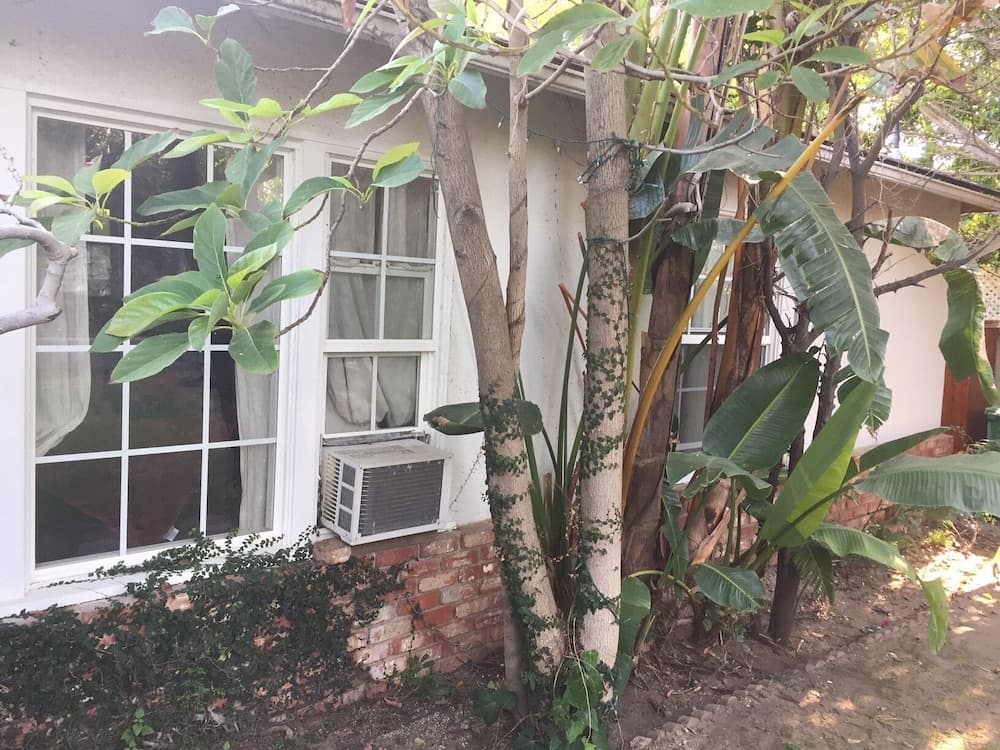 Photograph supplied for Comfortable Beverly Hills Town House