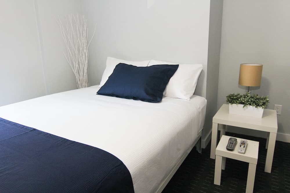 Photograph supplied for Maverick Suites at 245 Newbury St