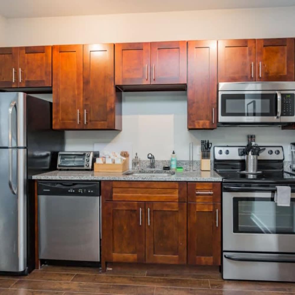 Photograph supplied for Cozysuites Musicrow Alluring 1BR w Free Parking 43
