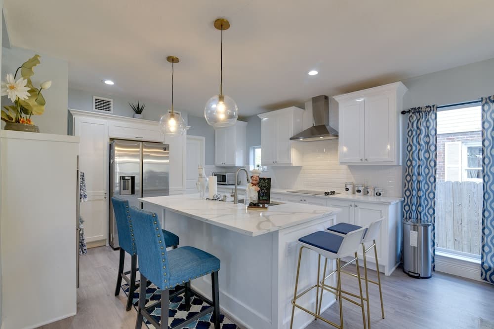 Photograph supplied for Eclectic Houston Home w/ Pool Table, 5 Mi to Dtwn