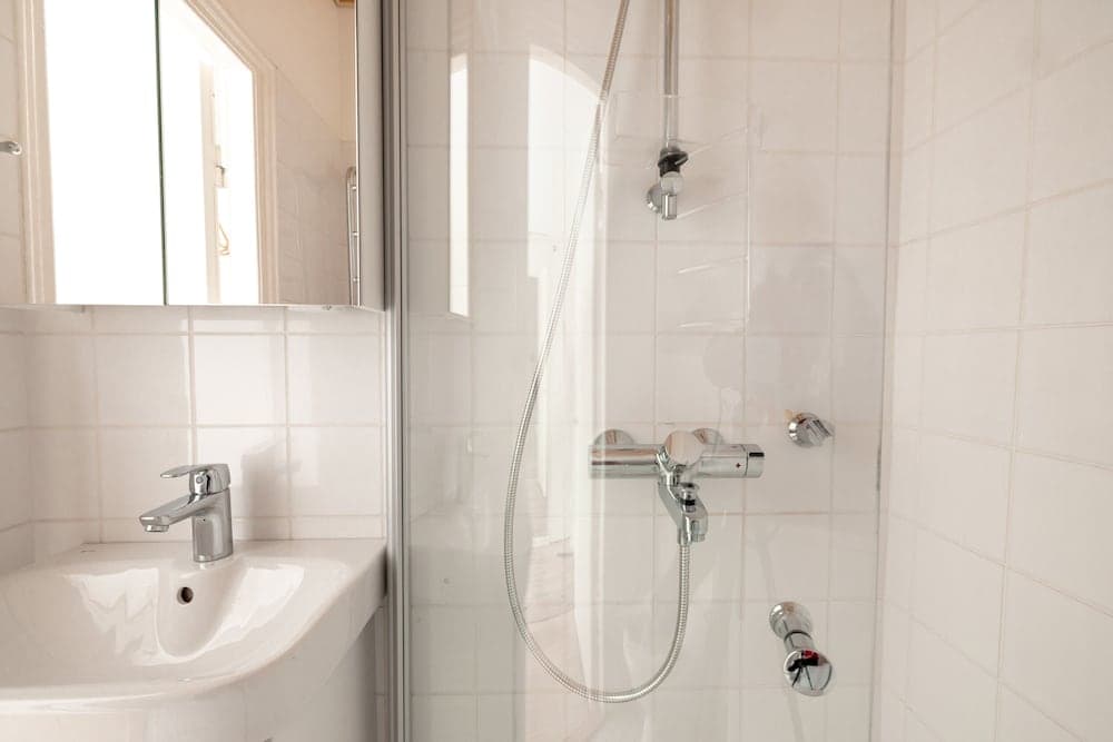 Photograph supplied for 2ndhomes Charming and Cozy 1BR Apartment