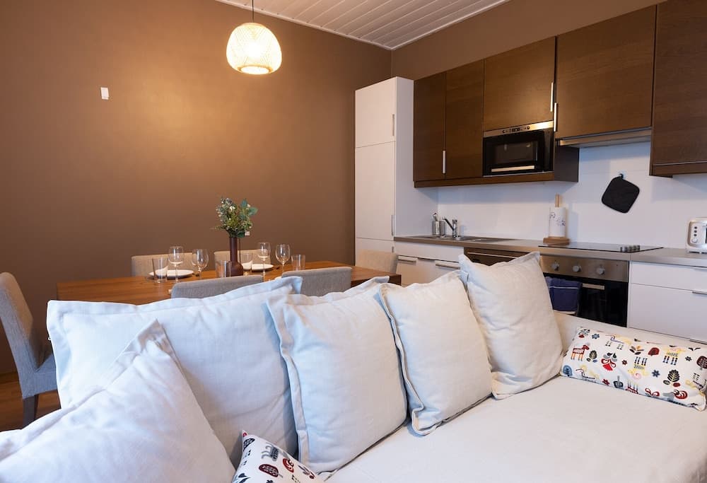 Photograph supplied for 2ndhomes Cozy 1BR Home w Great Location