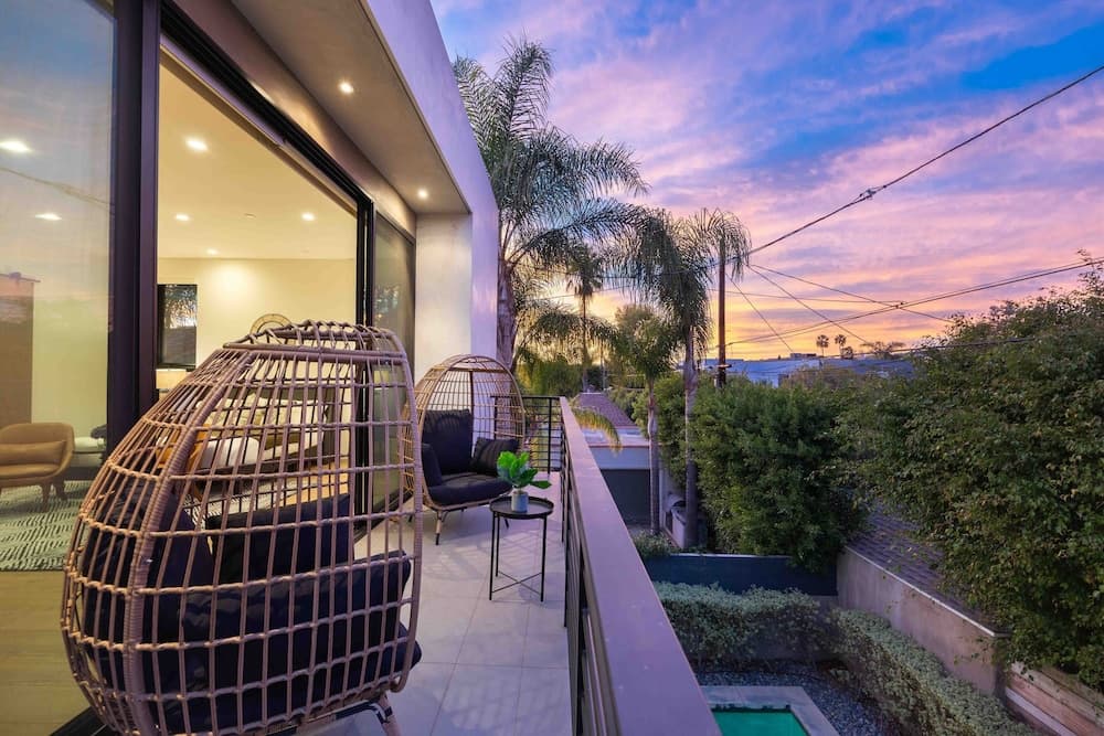 Photograph supplied for LA Villa by Avantstay Walk to The Grove LA