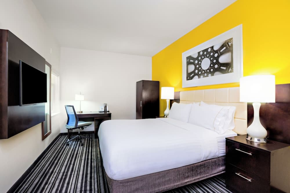 Photograph supplied for Holiday Inn Express San Francisco Union Square by IHG