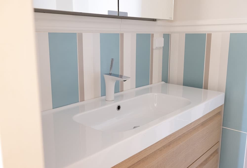 Photograph supplied for 2ndhomes 144 m2 Stylish 3BR Center Home