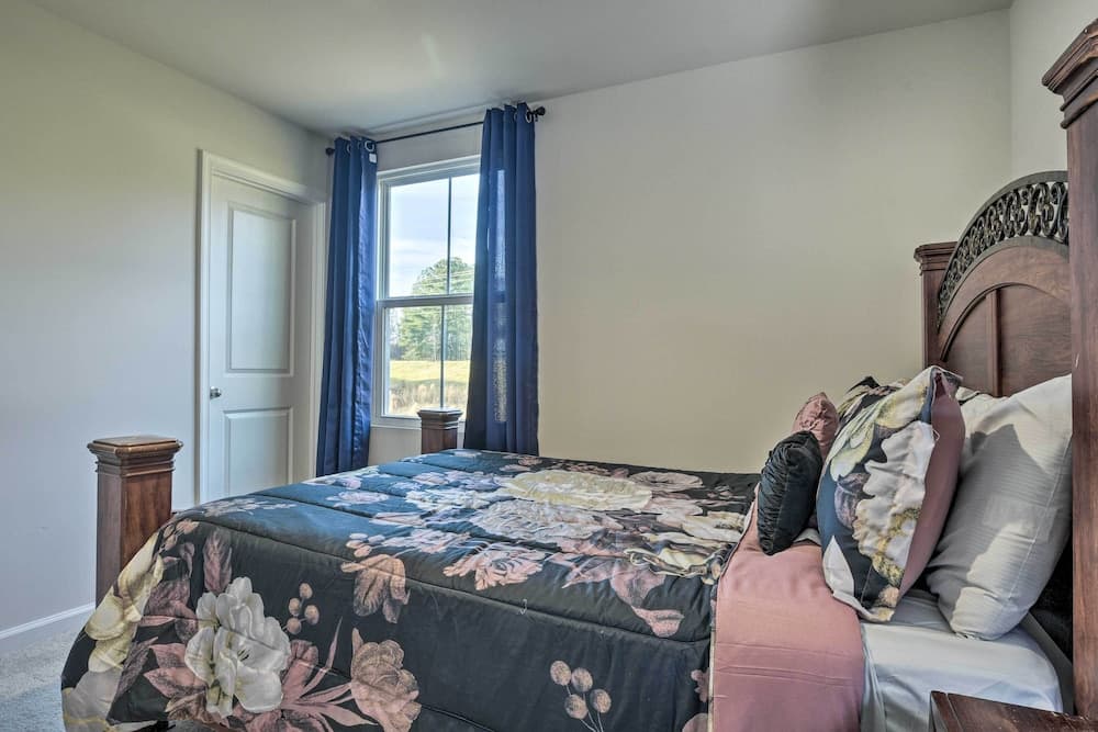 Photograph supplied for 9 Mi to Duke University: Spacious Home w/ Yard!
