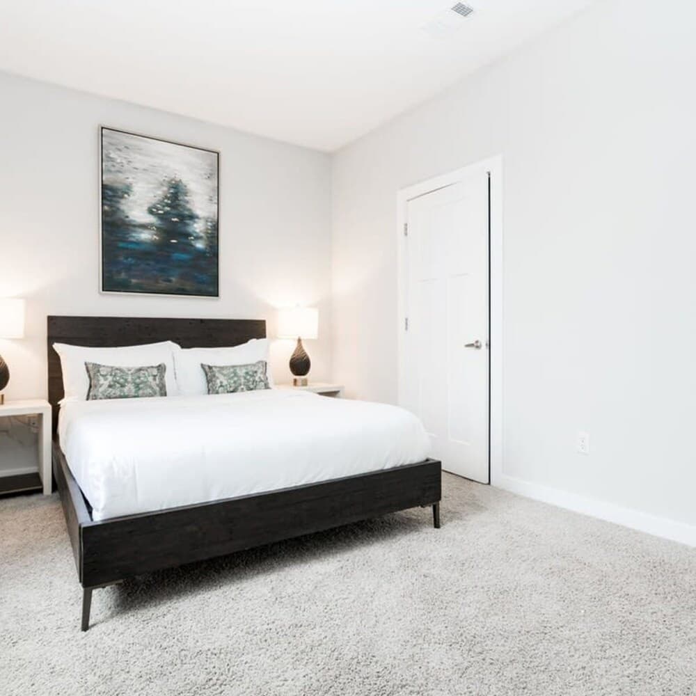 Photograph supplied for Cozysuites Music Row Stunning 2BR -free Parking 35