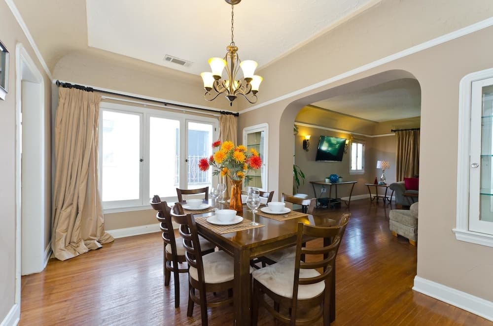 Photograph supplied for LA157 2 Bedroom Apartment By Senstay