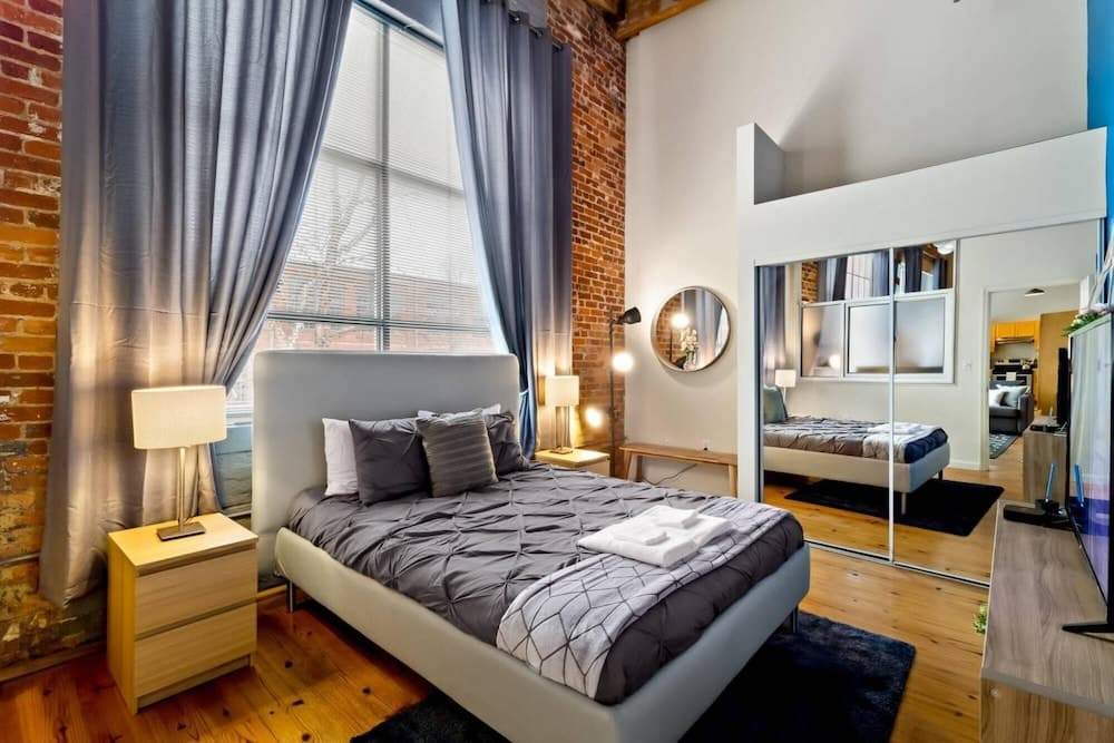 Photograph supplied for Historic Brick 2 Bedroom Getaway, Wifi