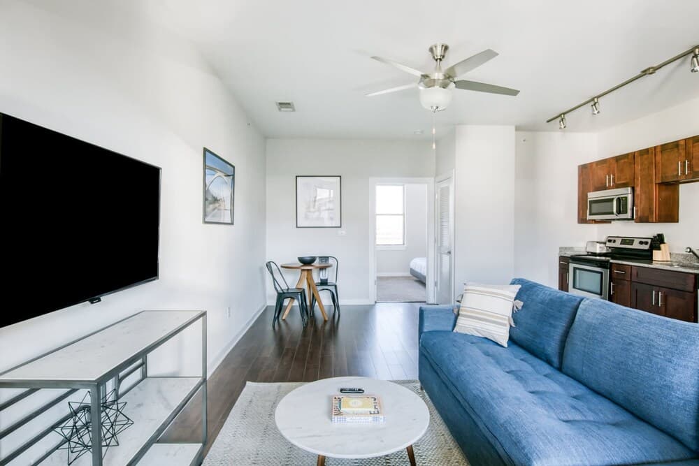 Photograph supplied for Cozysuites Music Row Modern 1BR w Free Parking 02