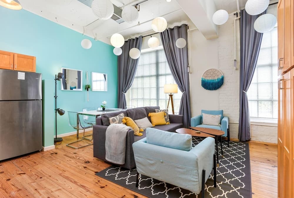 Photograph supplied for City Center Apartment, Walk Everywhere, Wifi