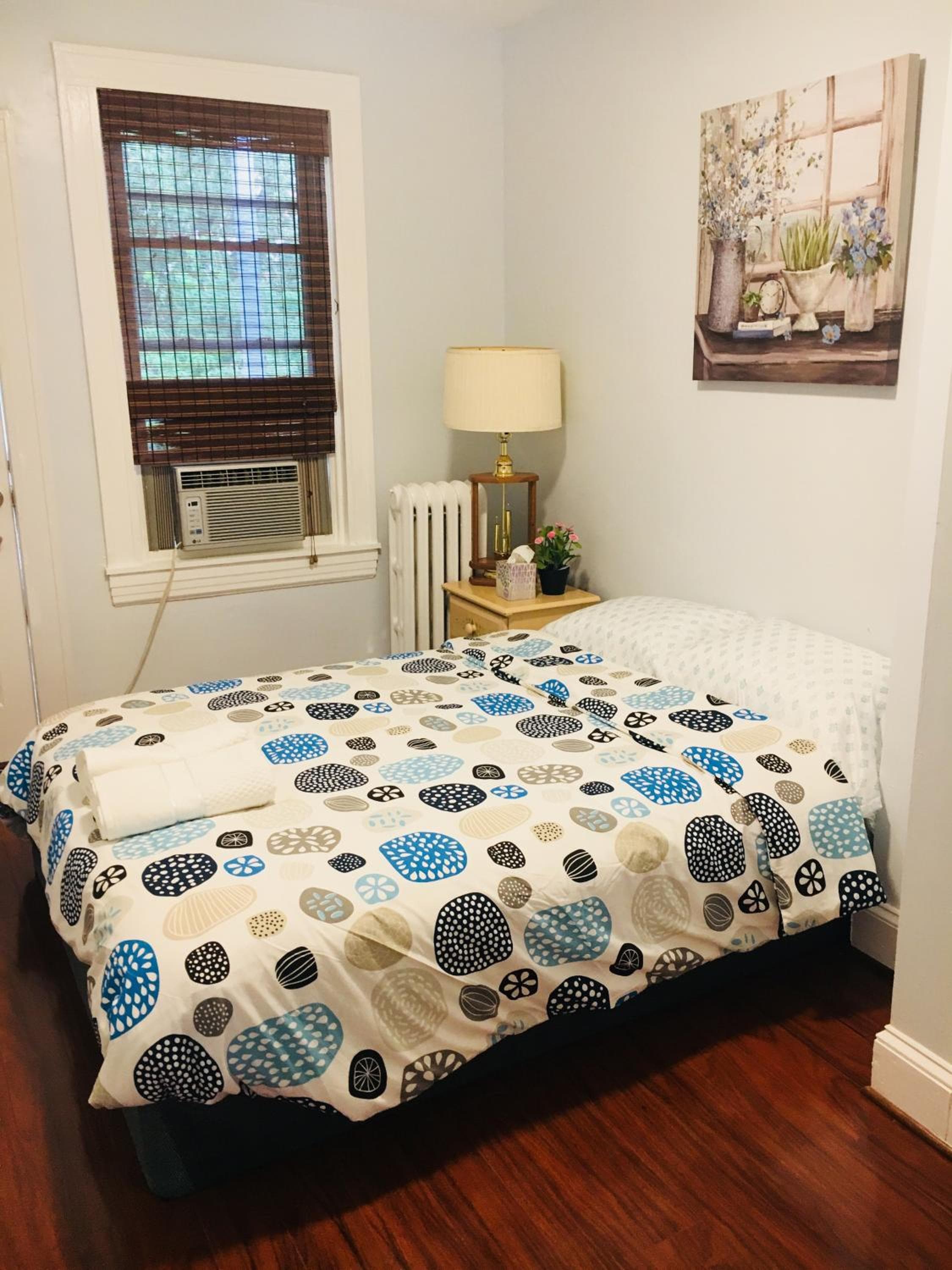 Photograph supplied for Best Bedroom Next to JHU