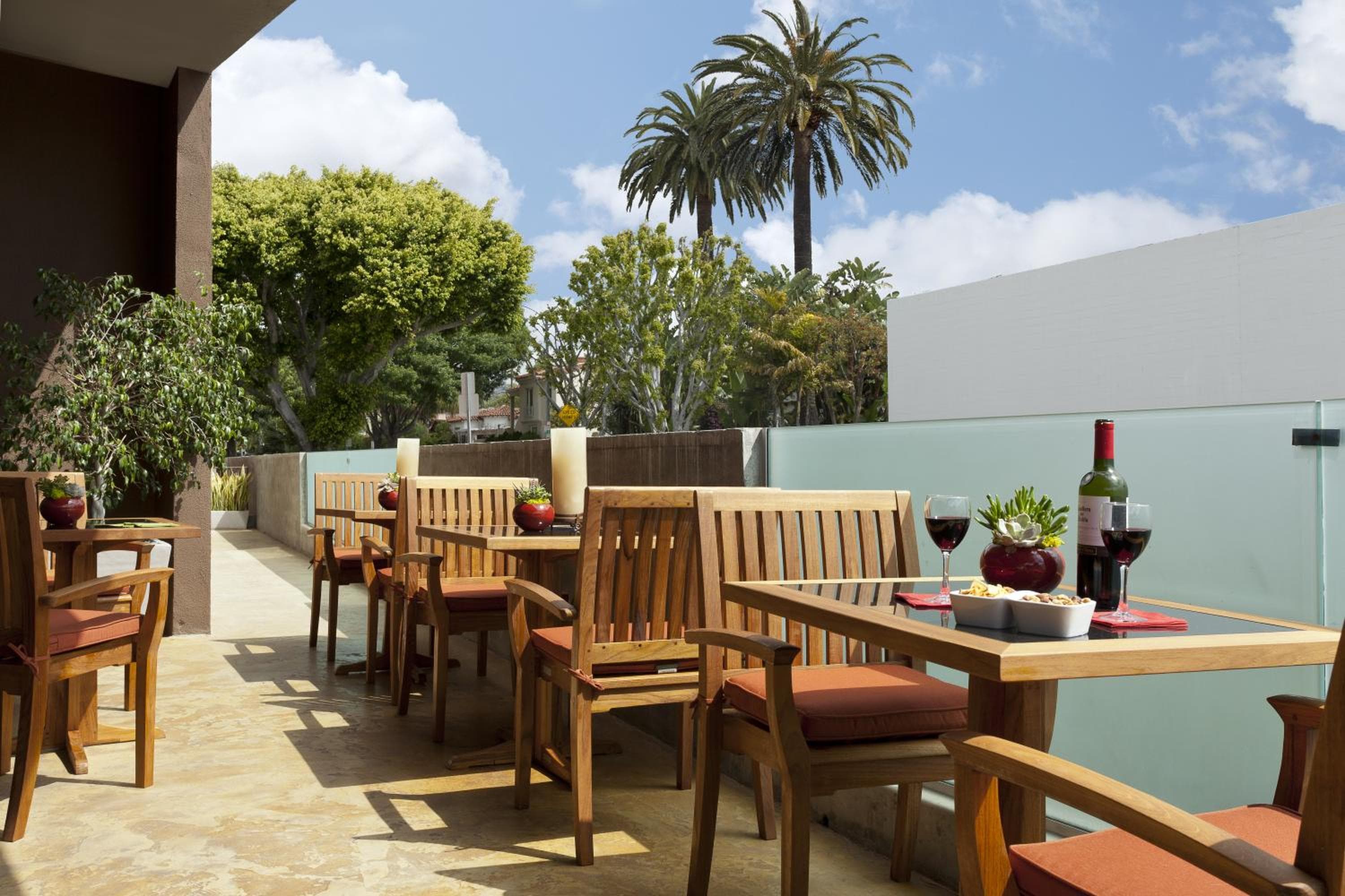 Photograph supplied for Elan Hotel