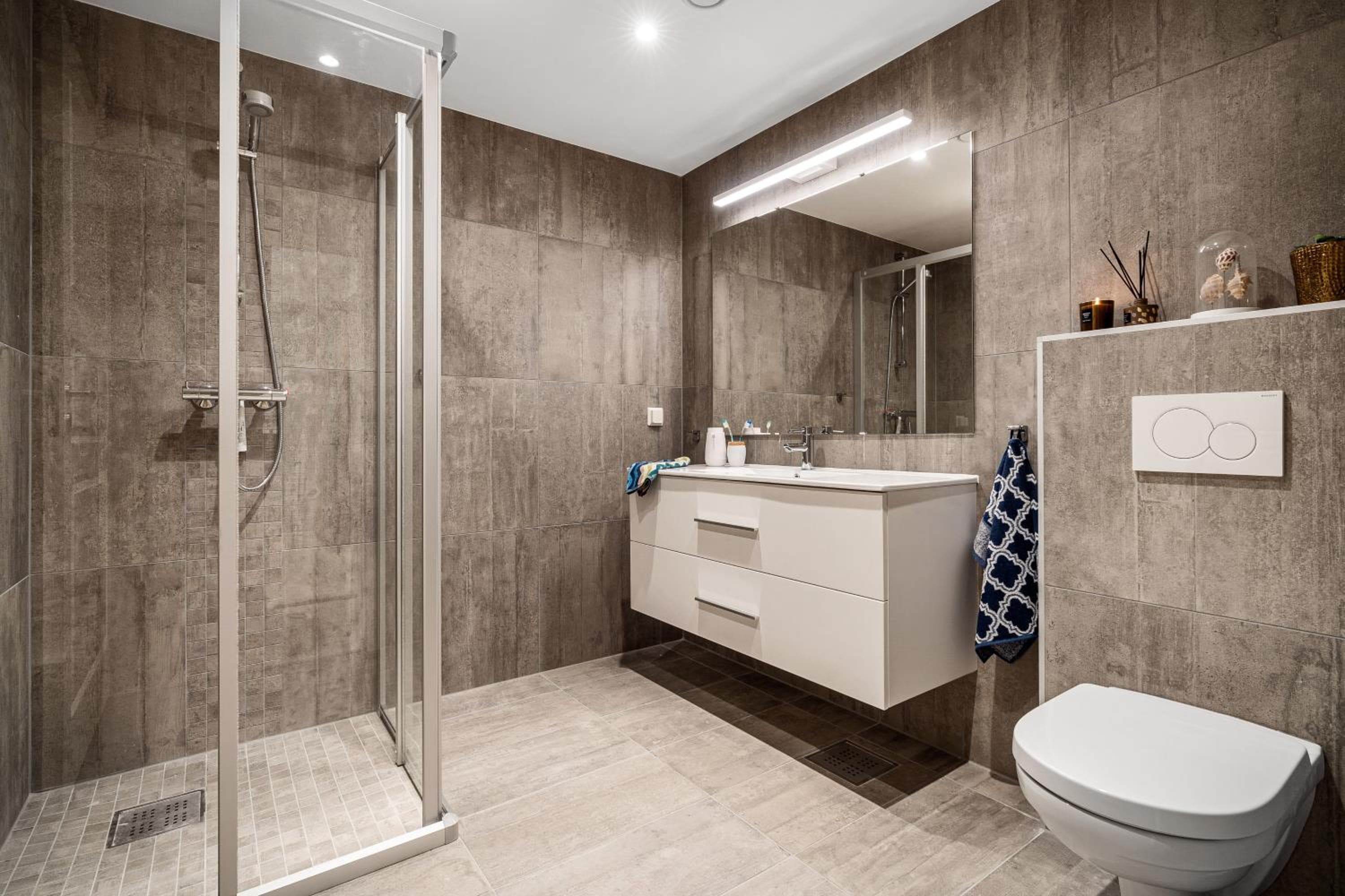 Photograph supplied for Keyser Apartments 8