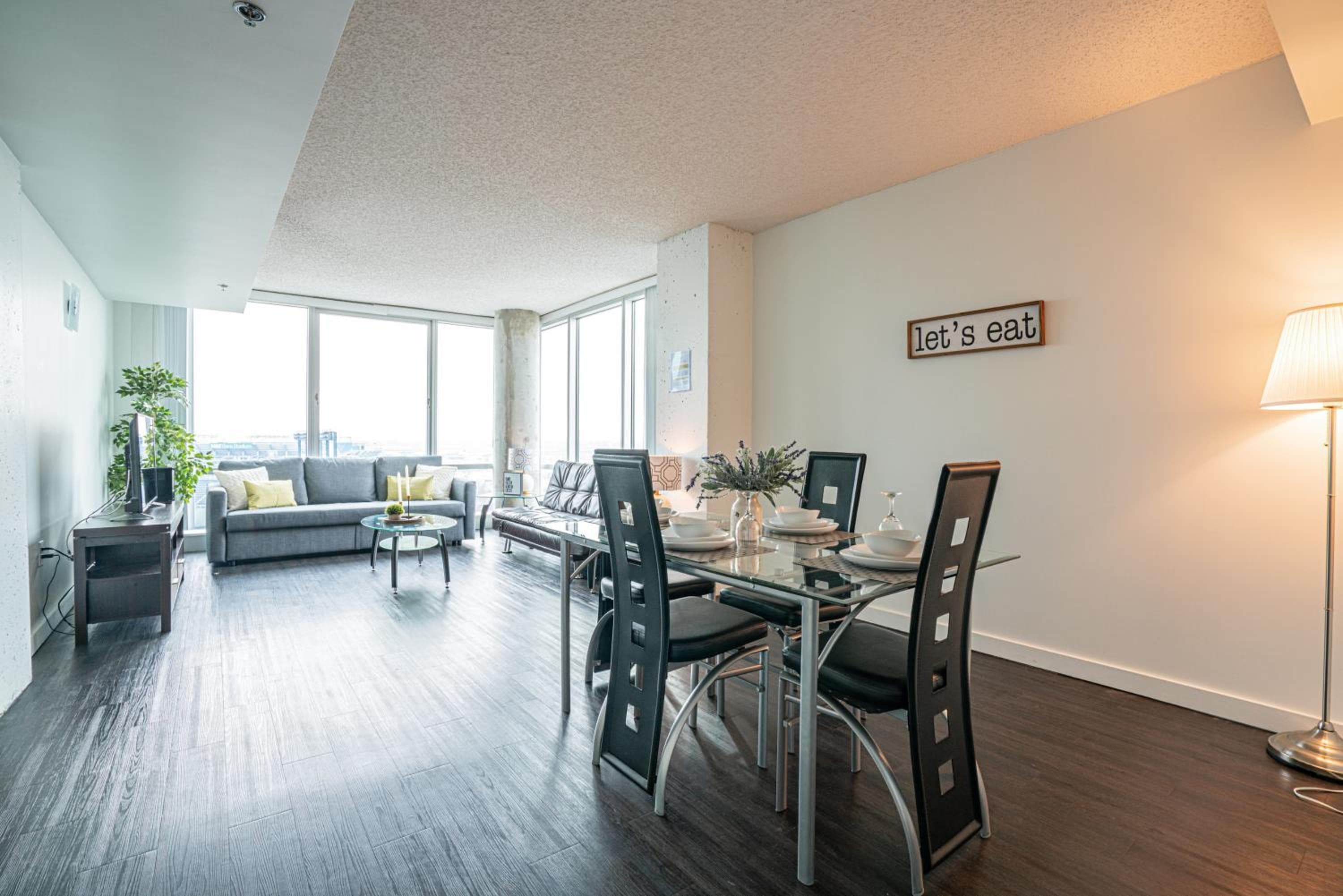 Photograph supplied for 2BR Furnished Apartment in Baltimore Downtown apts