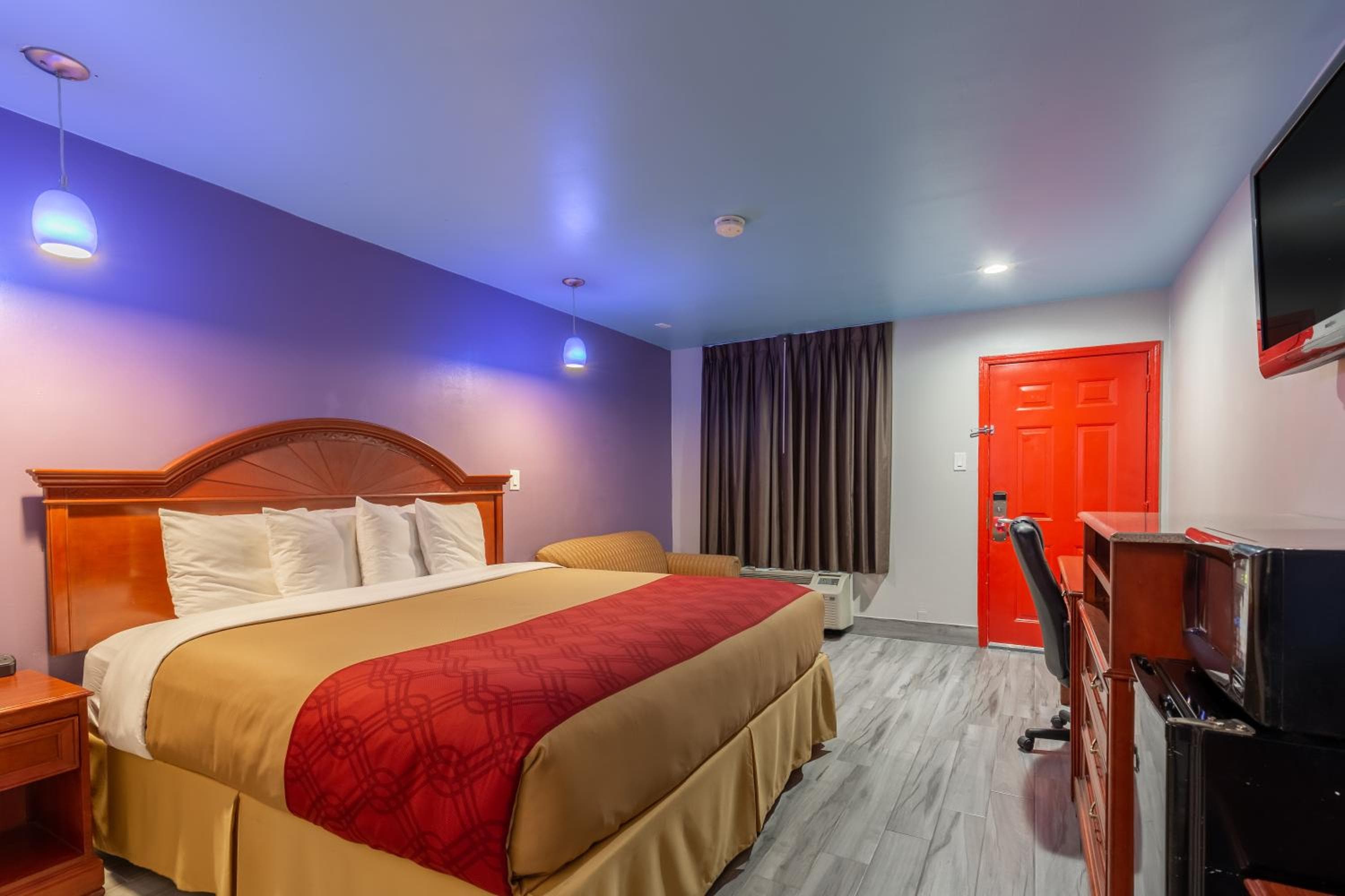 Photograph supplied for Summit Inn - Houston Medical Center - NRG Park