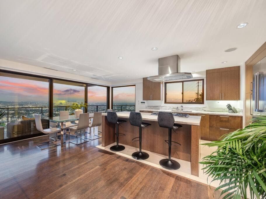 Photograph supplied for Stunning Franklin Villa 3 bedroom