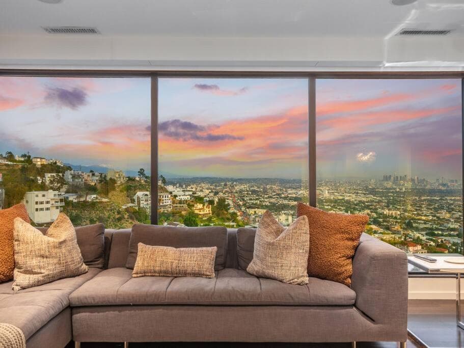 Photograph supplied for Stunning Franklin Villa 3 bedroom