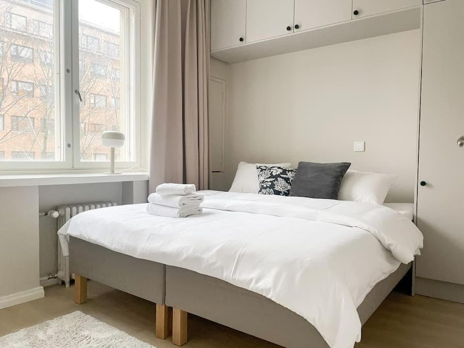 Photograph supplied for Central 1BR next to the park