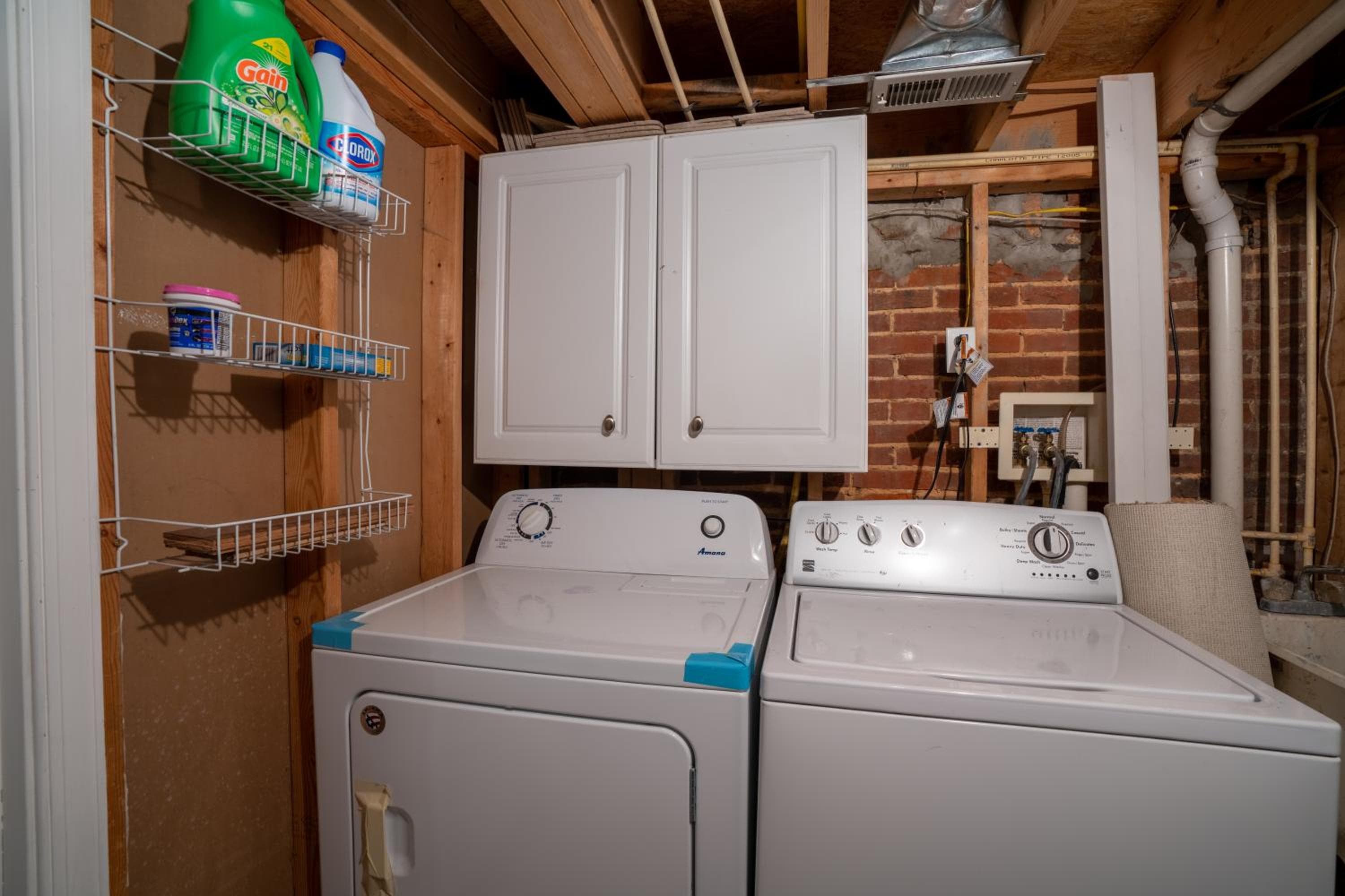 Photograph supplied for Cozy Townhouse Downtown w/ Game Room & Rooftop