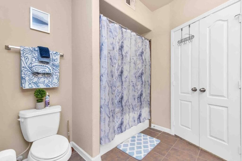 Photograph supplied for Modern Medical Center Condo near MD Anderson & NRG