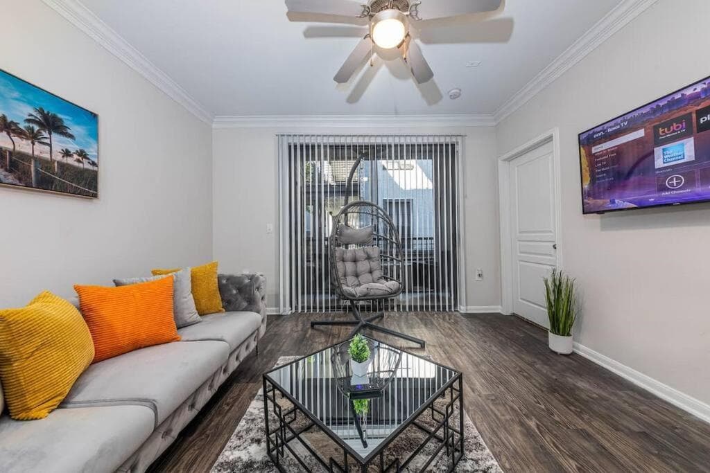 Photograph supplied for NRG Stadium, the Medical Center Bright and Cozy Unit